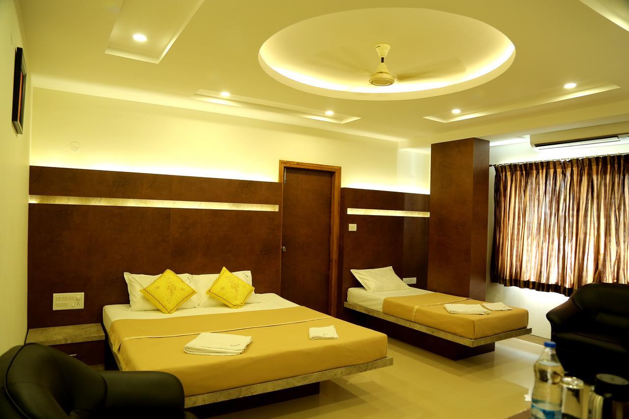 Samarth Residency Hotel Hospet Luaran gambar